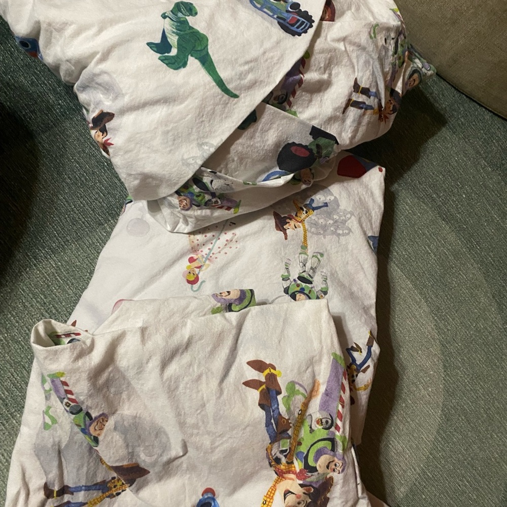Kids Pajamas with Toy Story Print